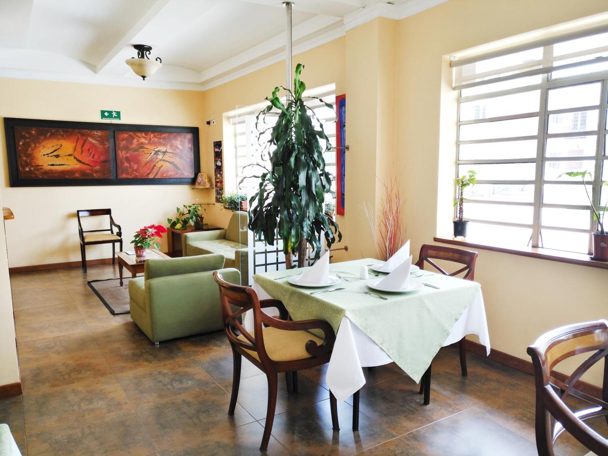 Teusaquillo Boutique Hotel Богота Екстериор снимка