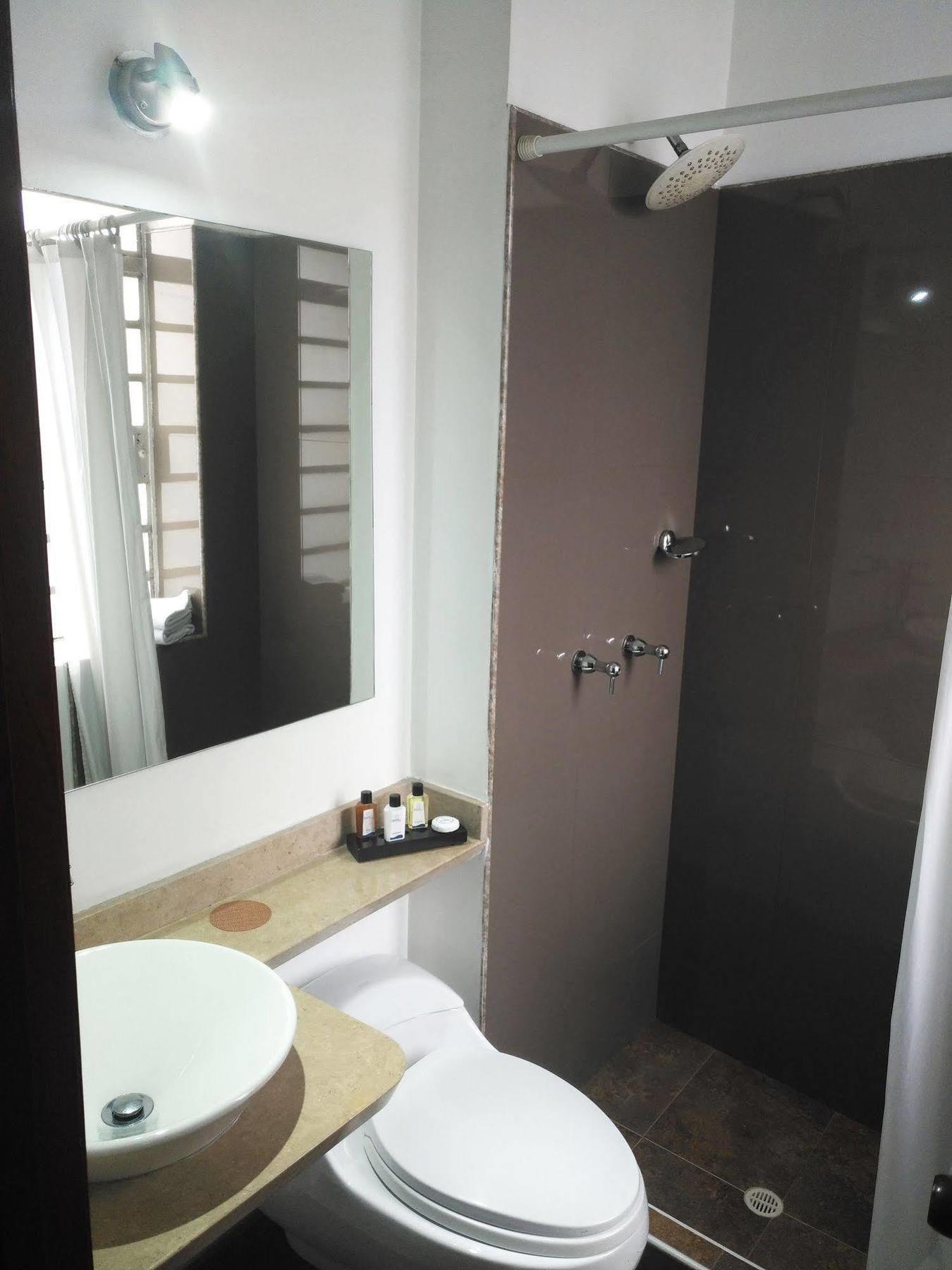 Teusaquillo Boutique Hotel Богота Екстериор снимка